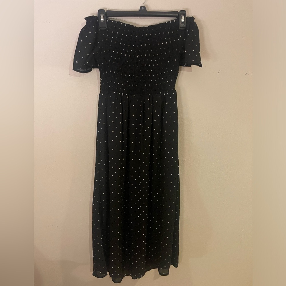 NWT Altr’d State Black Off the Shoulder Black and White Star Maxi Dress w/ Slit - Picture 7 of 10